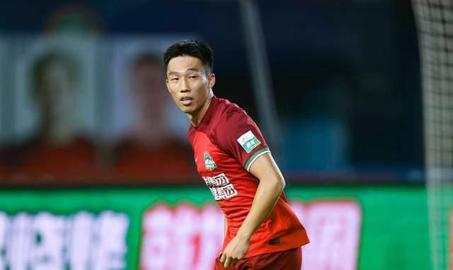 弗伦斯堡队在近期表现出色,成为球迷关注焦点的简单介绍 弗伦斯堡队在近期表现出色,成为球迷关注焦点的简单介绍