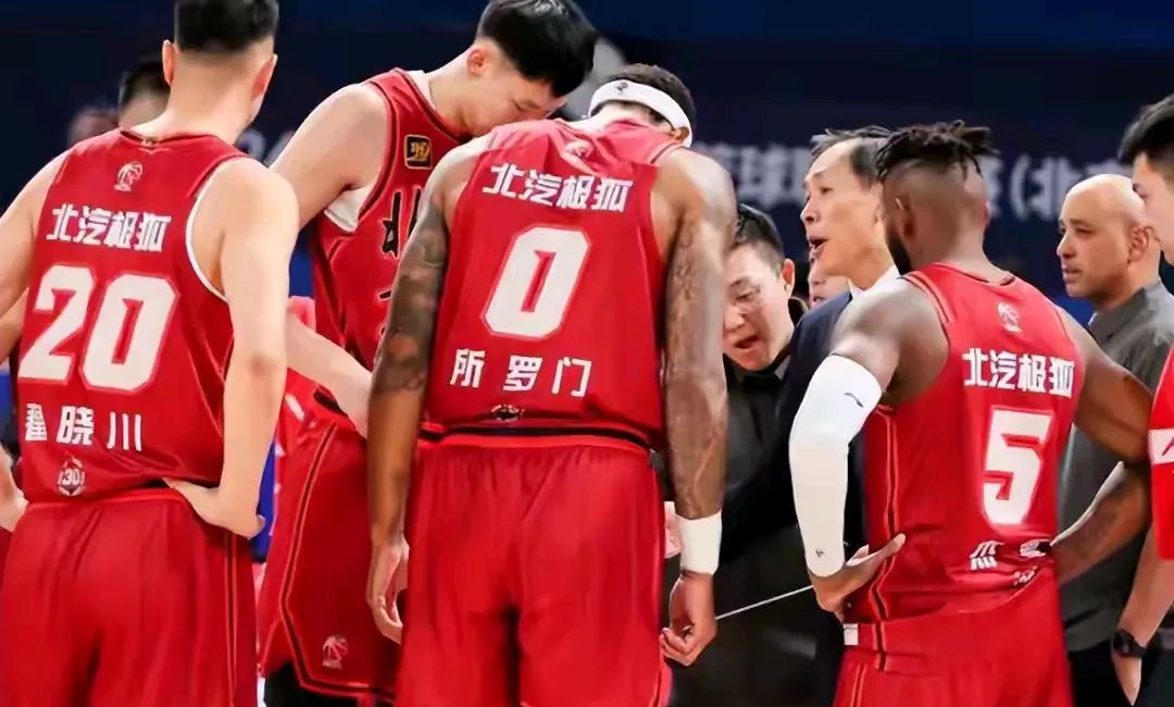 北京战队主场胜利,山西队不敌对手 北京战队主场胜利,山西队不敌对手