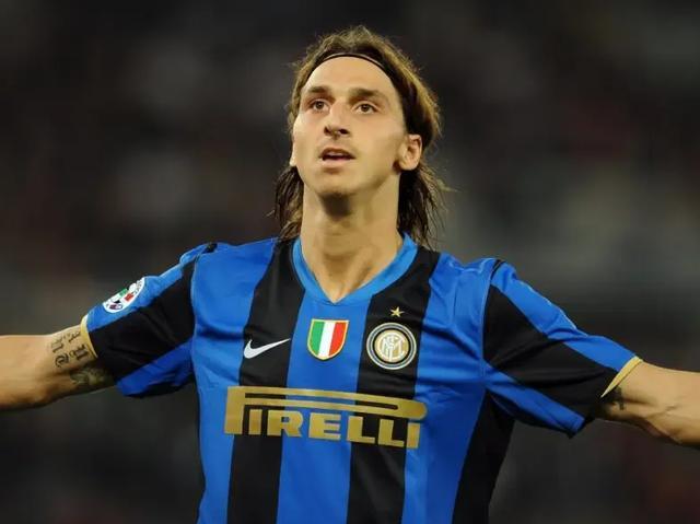 现代足球风云变幻,胜者将尽显英姿 现代足球风云变幻,胜者将尽显英姿