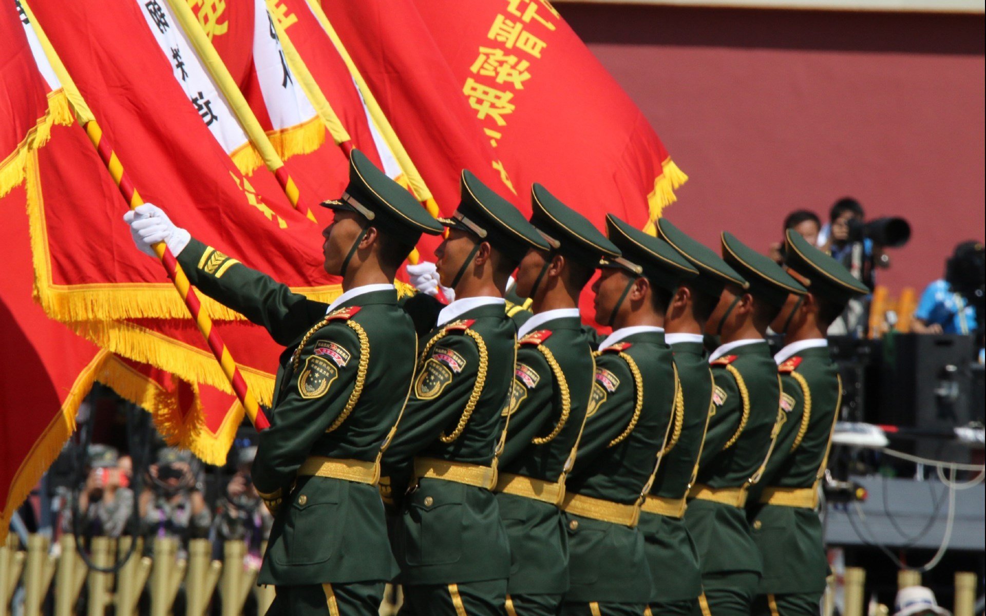 绿茵场上的巨人,当恩比德主宰德甲争冠之夜