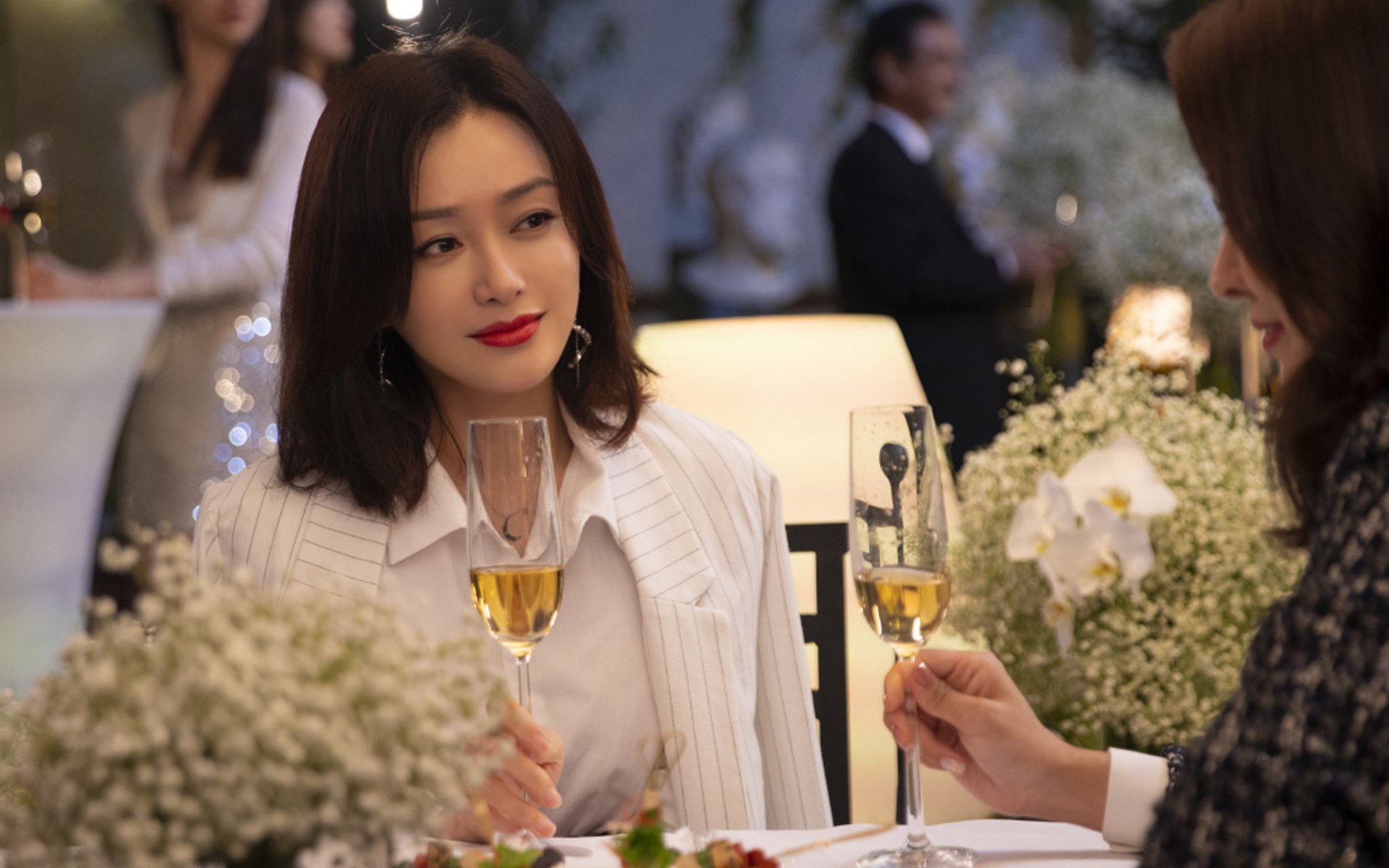 双线破局,范戴克的叹息之墙与雷恩的战术闪电,如何定义现代欧战?