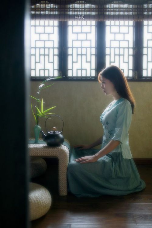 荷兰节奏掌控尼斯,阿克在西决生死战的冰冷接管